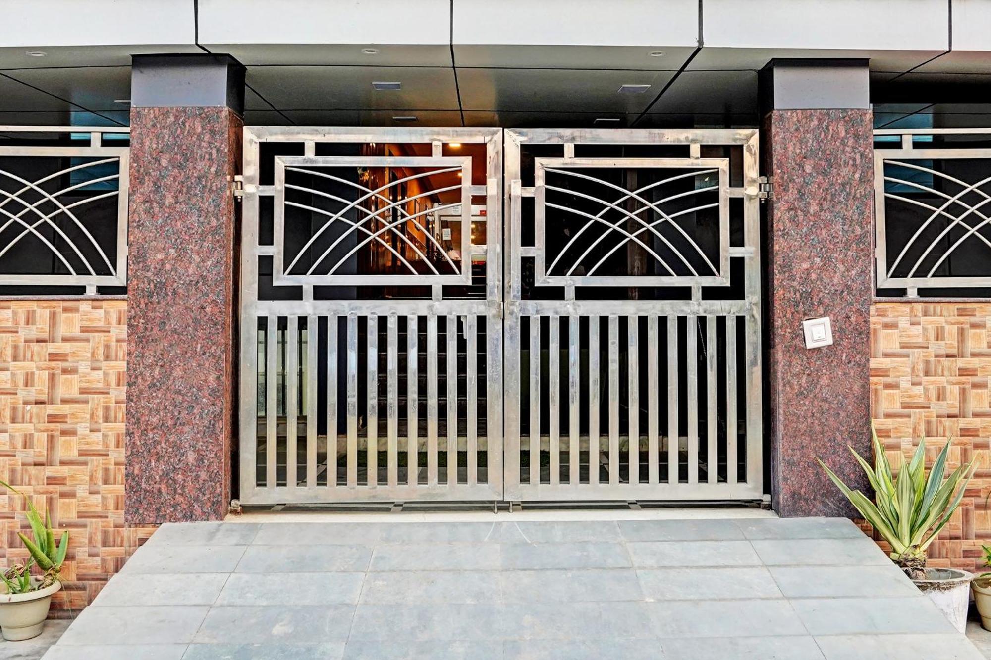 Hotel O Greno House Near Pvr Ansal Plaza 그레이터 노이다 외부 사진